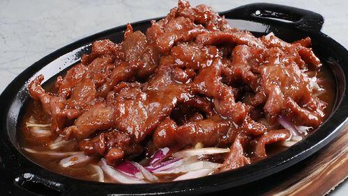 Black Pepper Beef On Hot Plate