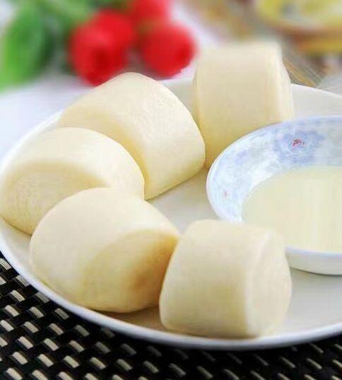 Steam Buns Condensed Milk