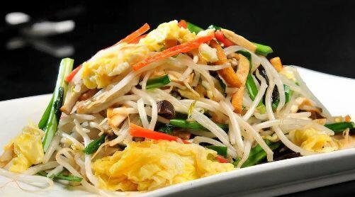 Chinese Chives Eggs Bean Sprout & Pork